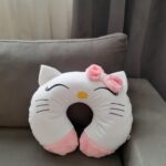 بالشت دور گردنی فانتزی طرح کیتی