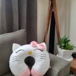 بالشت دور گردنی فانتزی طرح کیتی